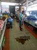 ทำความสะอาดในตลาดสดเทศบาลตำบลหัวไทร