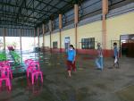 ทำความสะอาด และจัดเตรียมสถานที่  บริเวณ อาคารอเนกประสงค์เทศบ